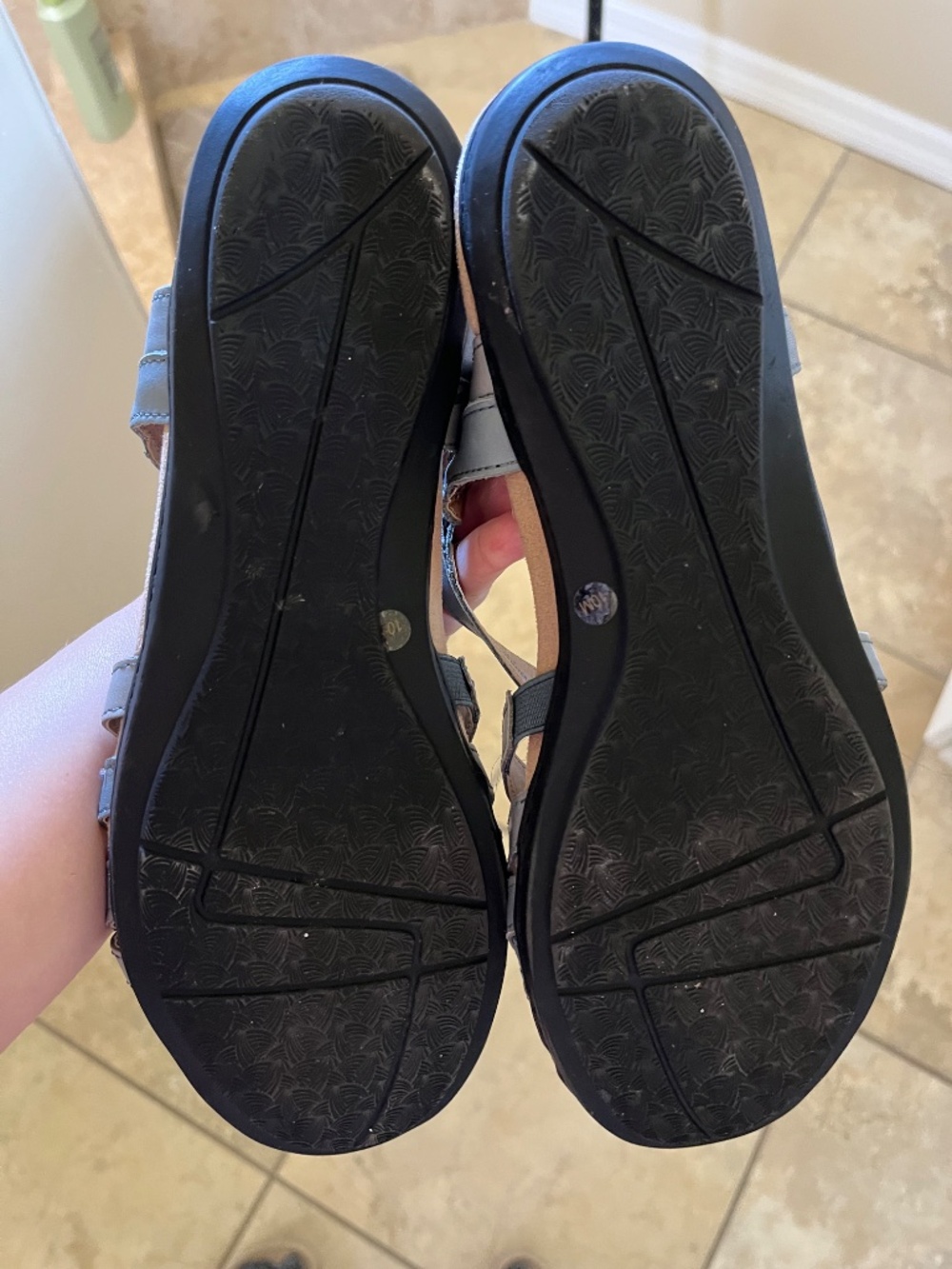 Earth Origins Belle Brielle size 10 - Picture 6 of 6